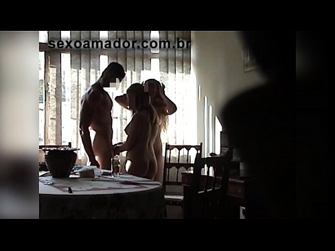 ❤️ Seksfreonen noegje in gigantyske man en in trijetal mei him út ❤ Porno by porno fy.pornofilmtv.ru ️❤